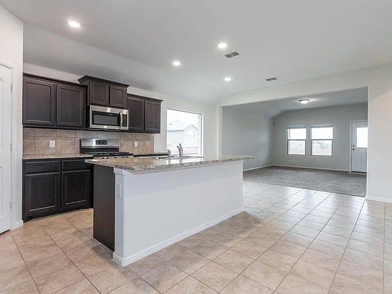 6901 Freeboard Way — Photo 16
