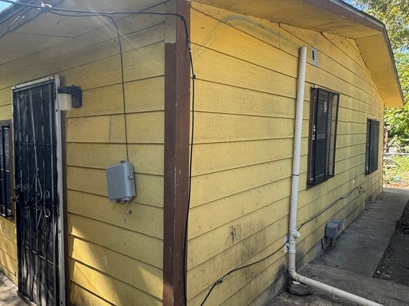 san-antonio-texas-169351408 picture