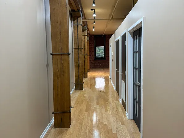 200 Main St, Kansas City, MO