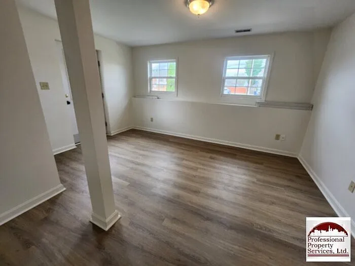 1048 Kasinof Ave — Photo 18