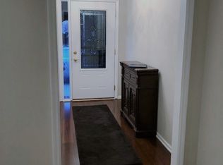 1240 Fountaine Dr, Upper Arlington, OH 43221