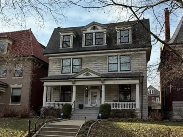 6142 Kingsbury Ave, Saint Louis, MO 63112