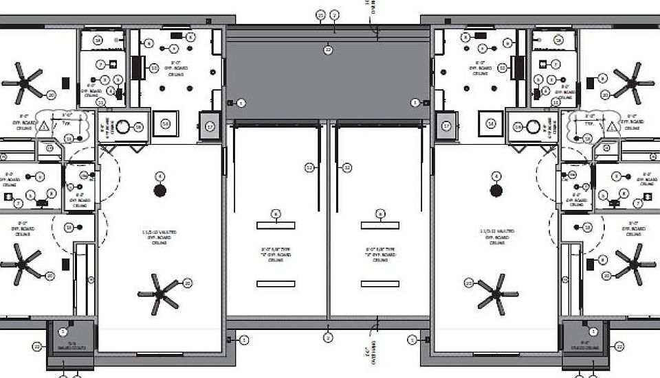 2nd image of 3232 E Tulare Avenue