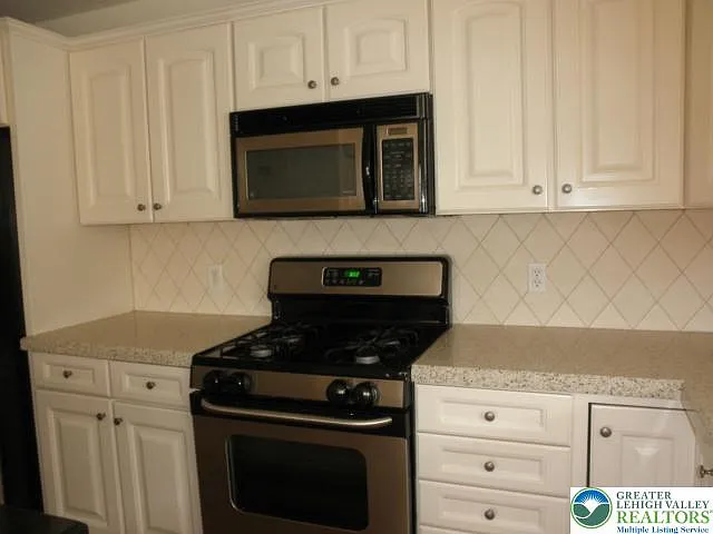 4160 Ross Rd — Photo 13