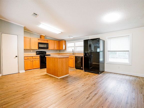 5th image of 27082 W 5th Ave