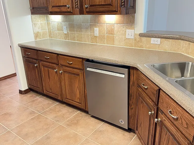 9200 Stacy Lynn Ln — Photo 6