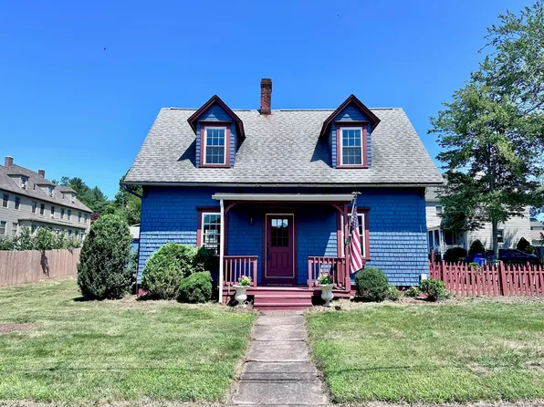 75 Pleasant Street, Manchester, CT 06040