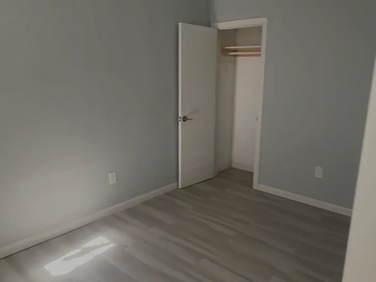 33 Saint Josephs Ave #1 — Photo 5