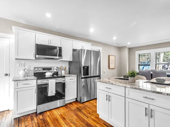 183 Feeding Hills Rd, Southwick, MA 01077