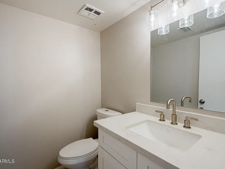 5618 S Captain Kidd Ct #D — Photo 15