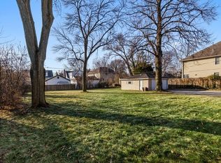 1015 Osterman Ave, Deerfield, IL