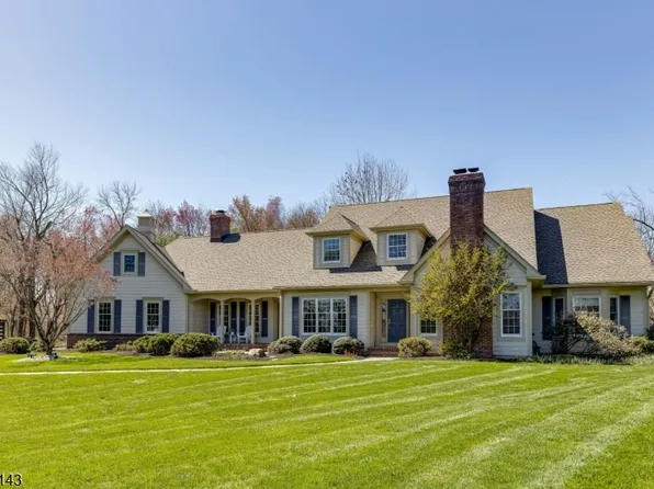 971 Nepawin Ln, Scotch Plains Twp., NJ 07076