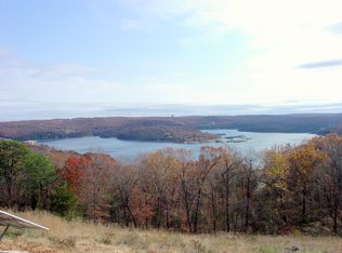 62 S Ridge Ln, Blue Eye, MO 65611