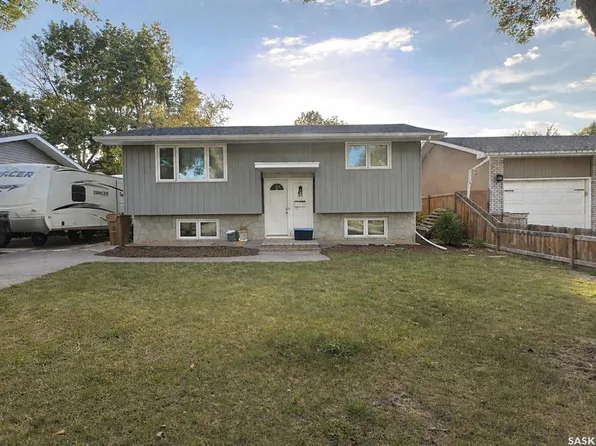 51 Denny CRESCENT, Regina, SK S4N 5J8