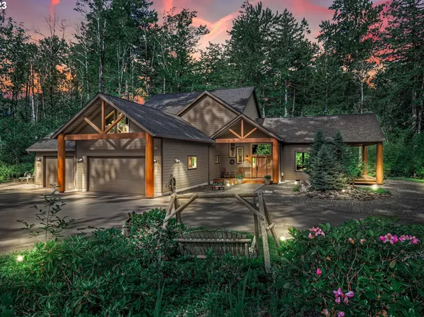 22143 E Yakima Ln, Rhododendron, OR 97049