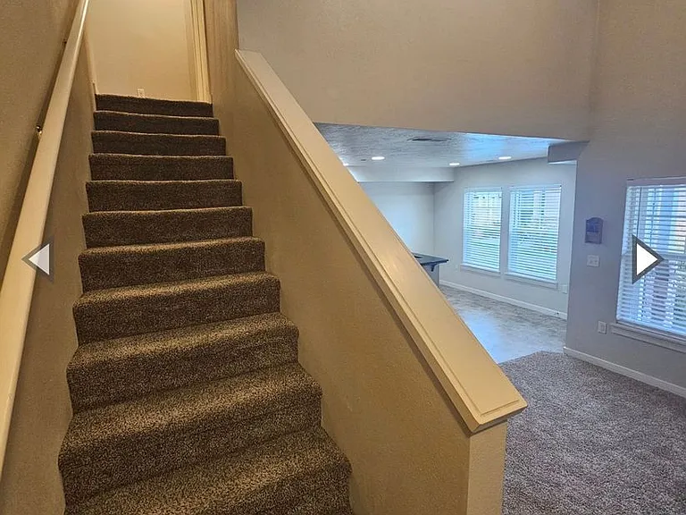 95 W Ashby Dr — Photo 9