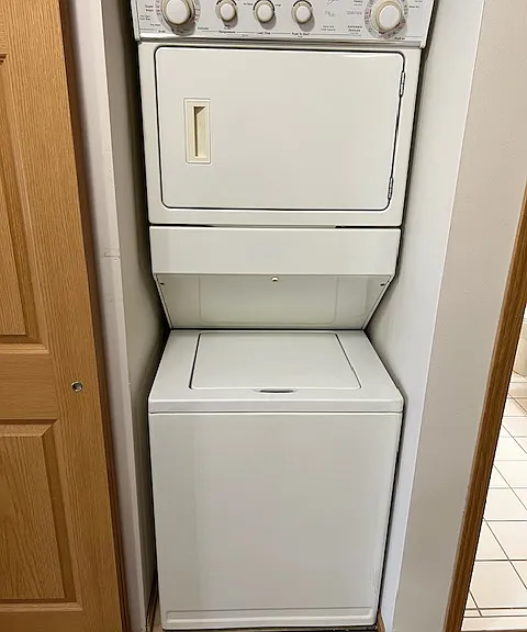 Washer/Dryer in Apartment