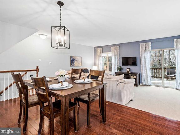 4th image of 3905 Collis Oak Ct