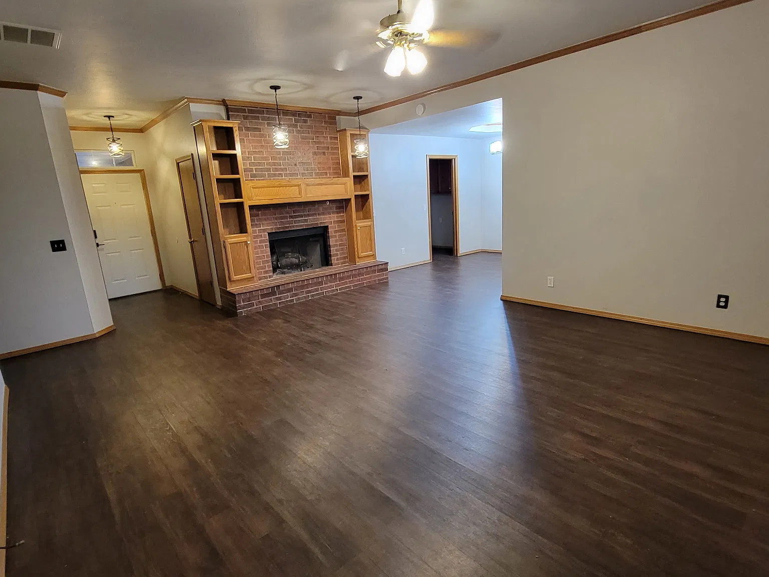 3 bed, 1602 sqft, $1,800 — Photo 4