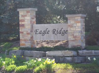 1492 Eagle Ridge Dr, Antioch, IL 60002