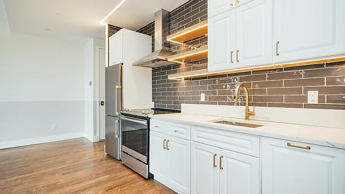 Rented by Nooklyn NYC LLC | media 4