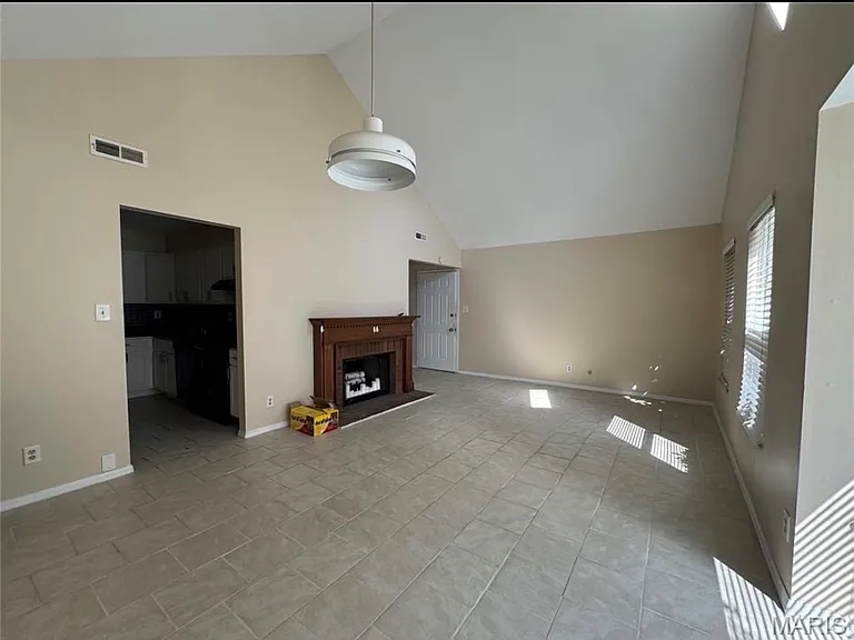 2622 Park Ave #A — Photo 5