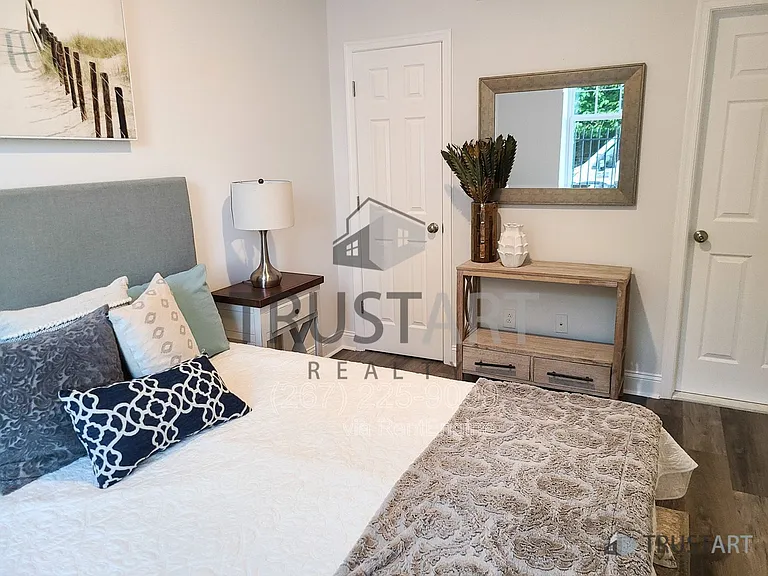 4732 Longshore Ave #2 — Photo 6