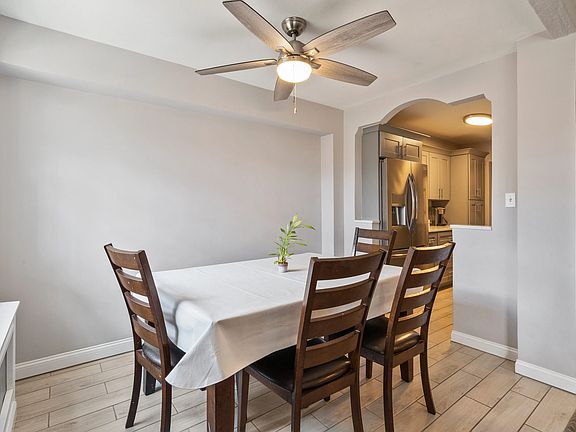 5th image of 14930 88th St APT 4K