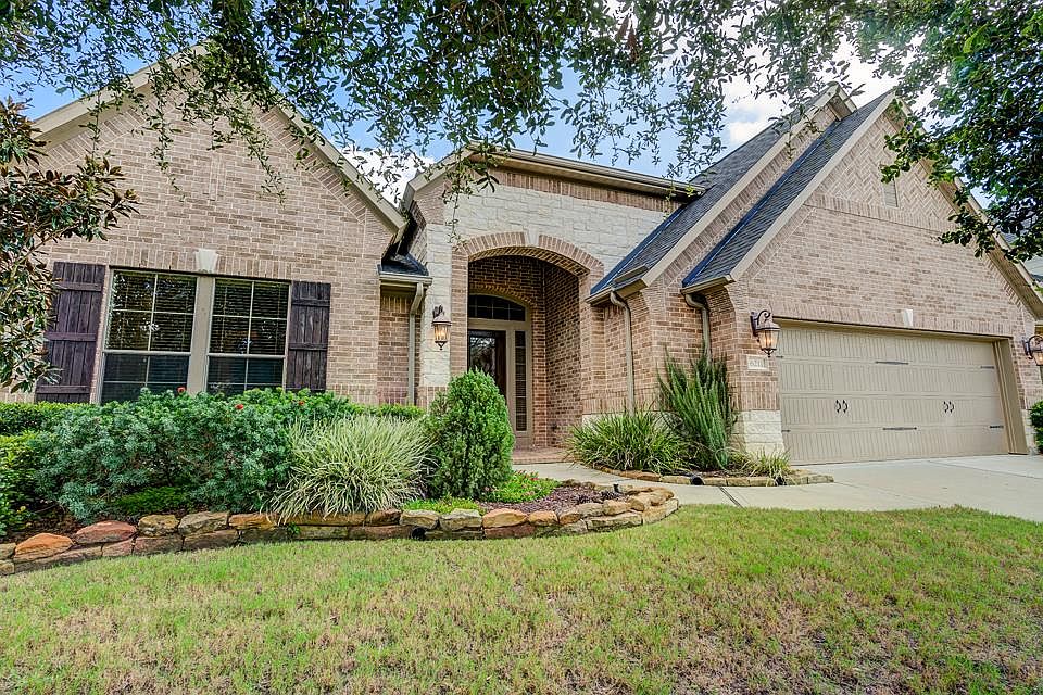 1st image of 6211 S Saddle Creek Ln