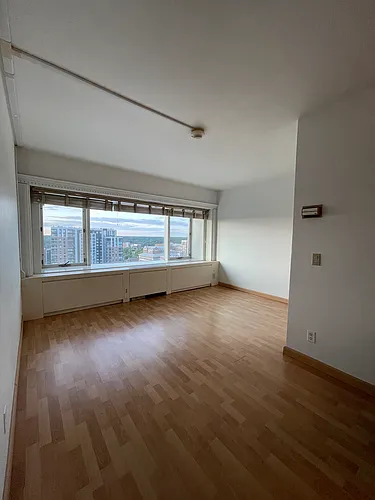 555 E William St Photo 1