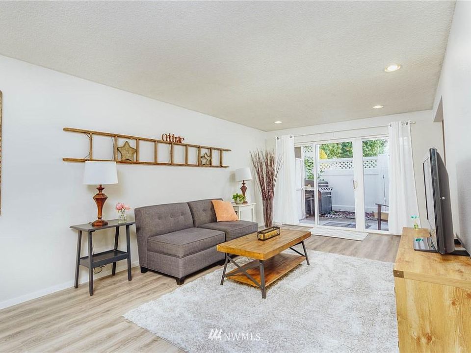 1st image of 831 126th Pl NE APT B106