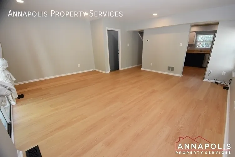 17 Mooring Point Ct — Photo 7