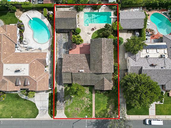 3rd image of 2850 Wallingford Rd