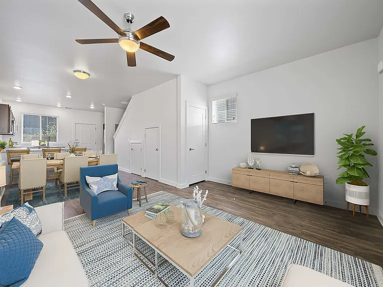 Townhomes at Twenty01 — Photo 36