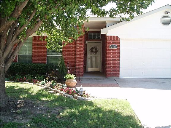 2nd image of 2421 Ensenada Ln