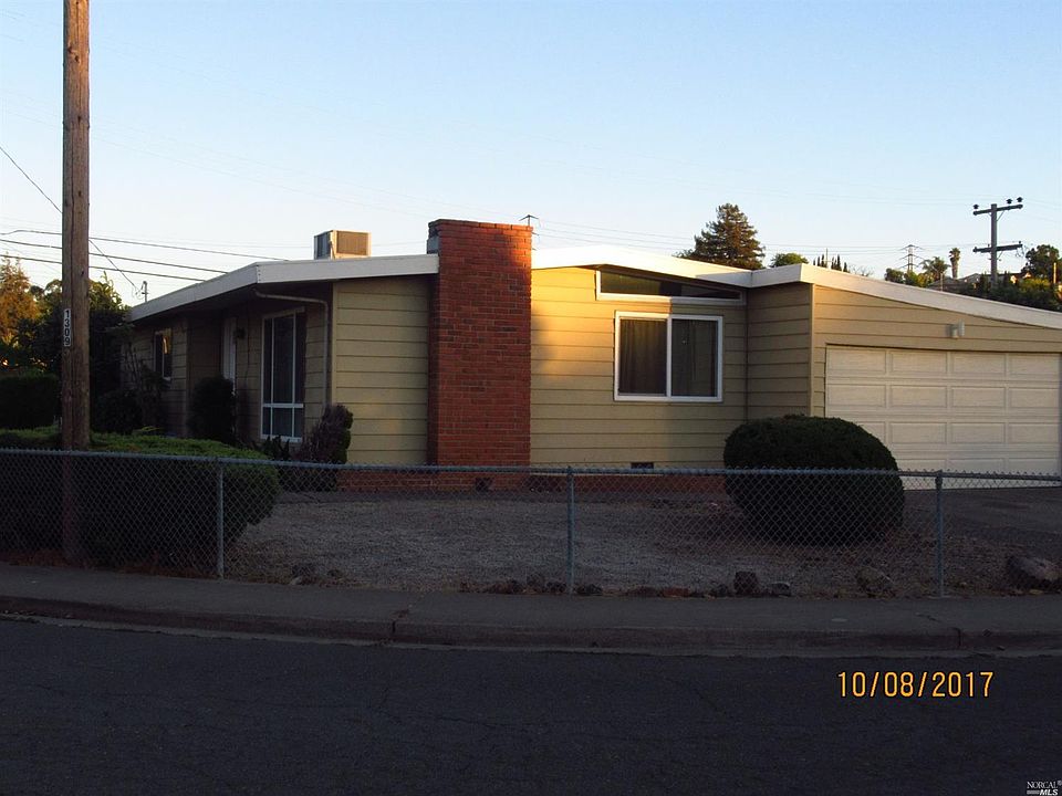 1st image of 532 Cabrillo Avenue