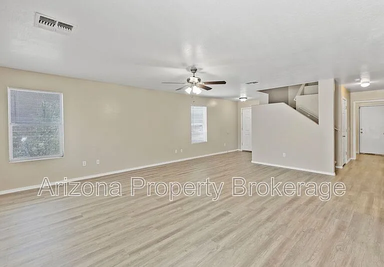 31567 N Cactus Dr — Photo 5