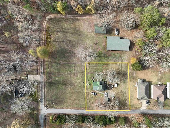 4th image of 4520 Weldon Ave