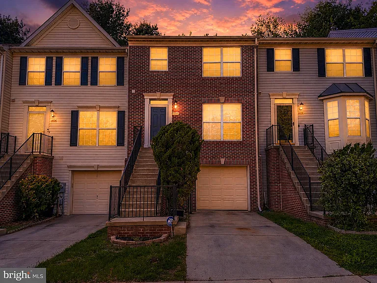 4826 Buxton Cir — Photo 3