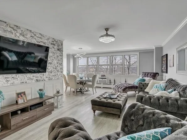 615 Palmer Road #201, Yonkers, NY 10701