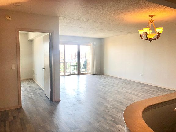 3rd image of 750 Pearson St APT 705