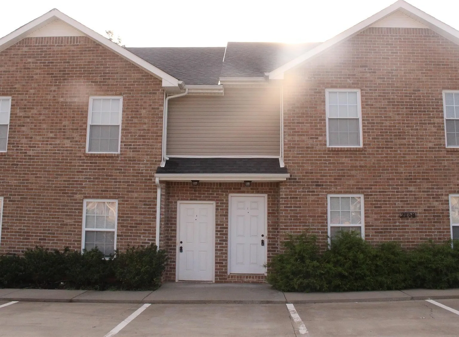2268 McCormick Ln — Photo 1
