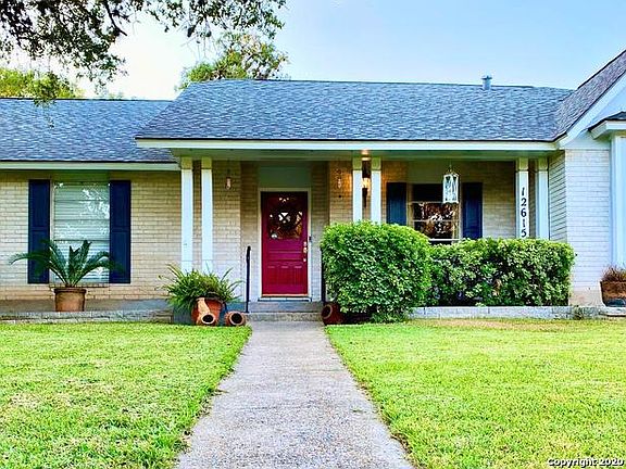 3rd image of 12615 Chateau Forest Ln