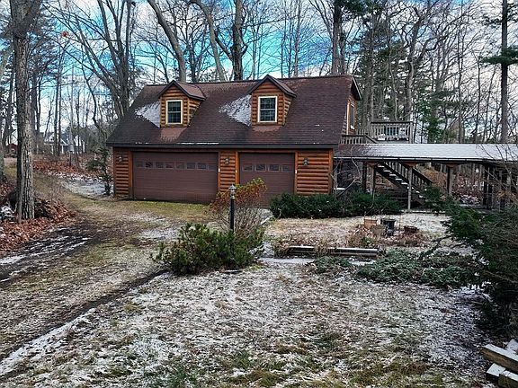 3rd image of 5 Bayview Dr