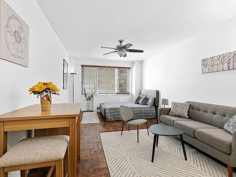 1st image of 301 E 22nd St APT 10B