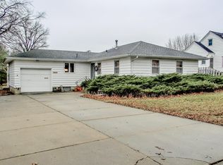 1318 W Linn St, Marshalltown, IA 50158