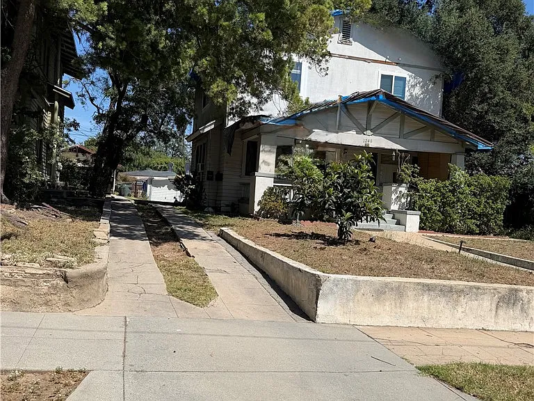 1248 Wesley Ave #A — Photo 1