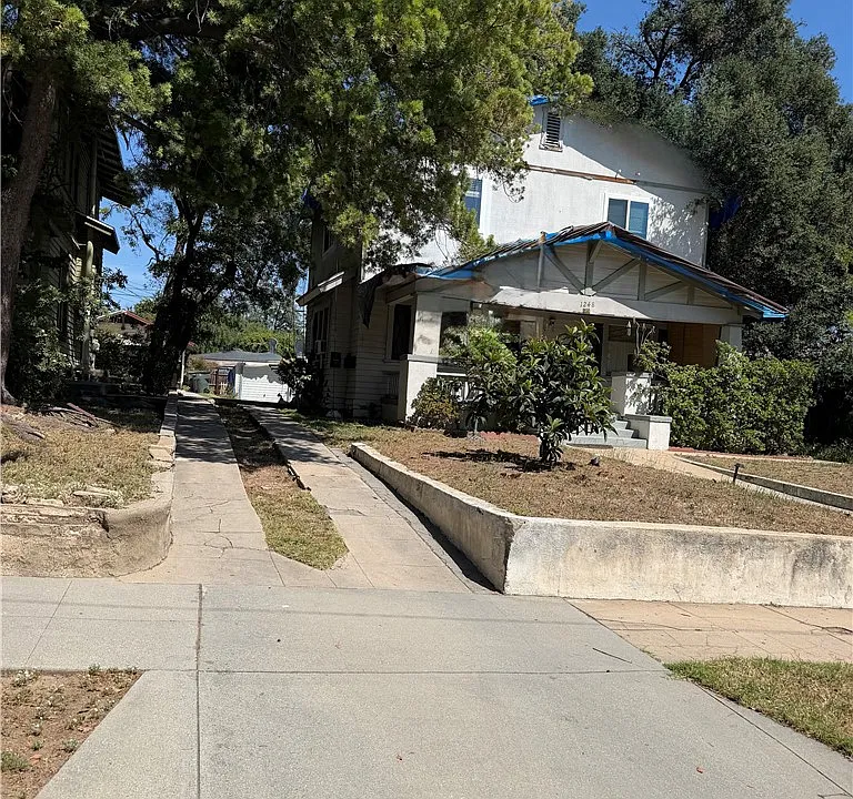 1248 Wesley Ave #A