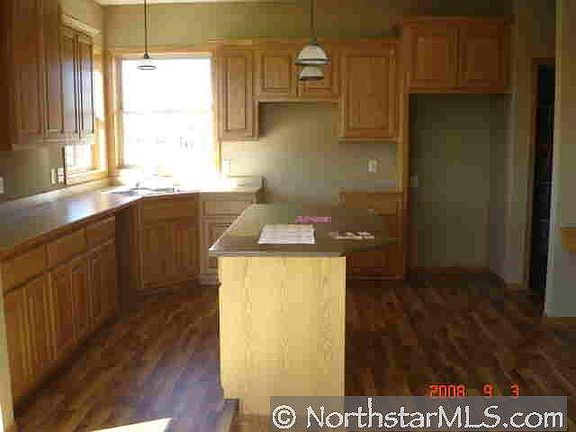 5th image of 515 Deerview Drive SE