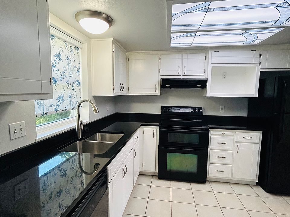 1st image of 18530 52nd Ave W APT D7